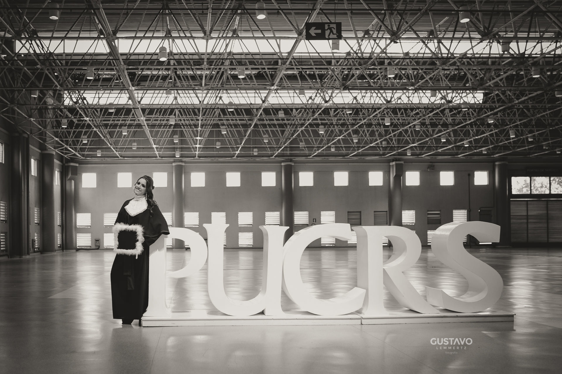 Foto Formatura Pucrs Odontologia - Gabrielly Zagonel - Imagem 0